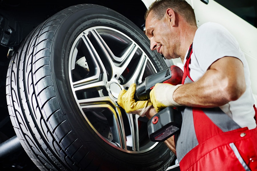Пневматический ударный гайковерт – устройство и особенности Пневматический ударный гайковерт – устройство и особенности